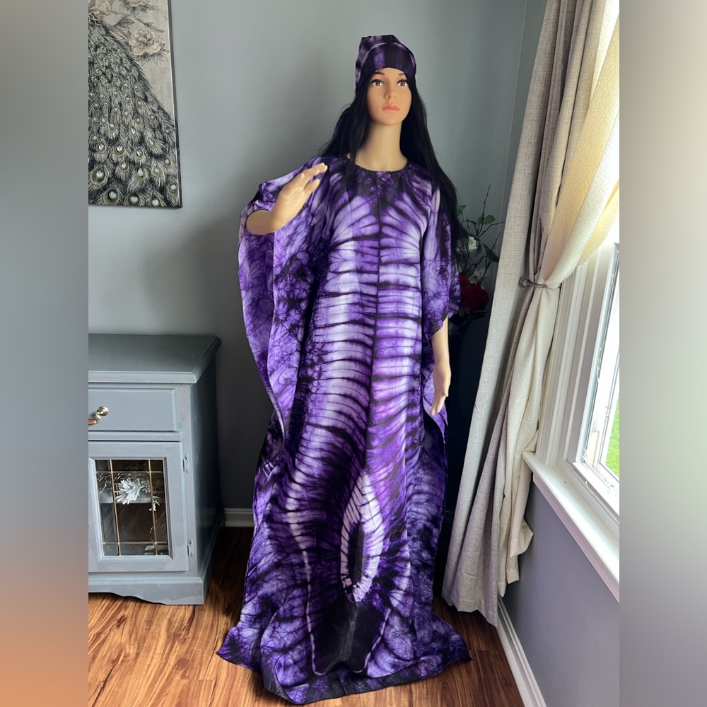 COPY - Beautiful embroidered boubou!